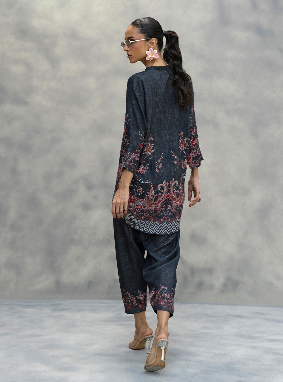 Noir Baroque – AFSANA 2 Piece Digital Printed Lawn Co-Ord Set