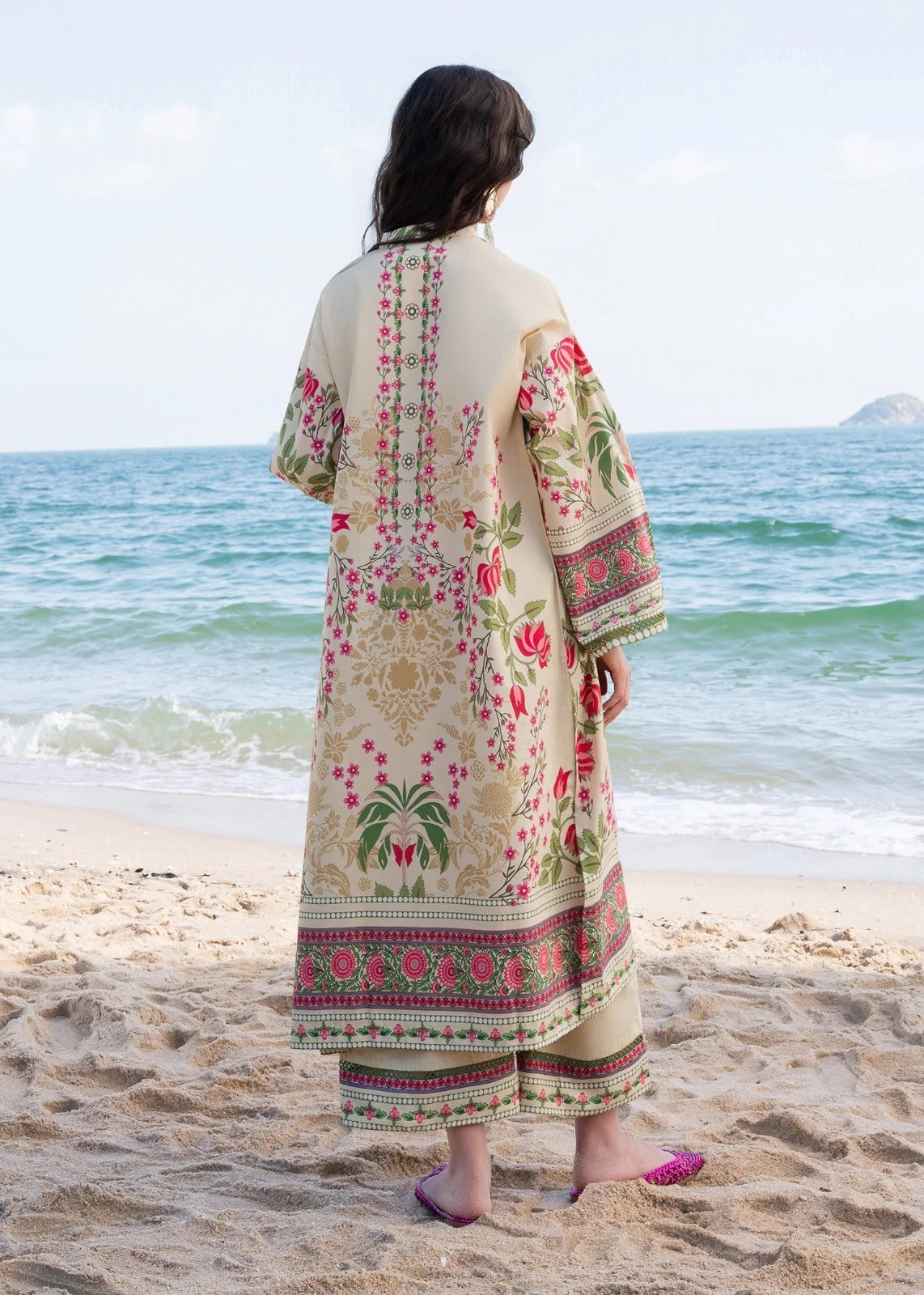 Ivory Garden – AFSANA 2 Piece Digital Printed Lawn Co-Ord Set