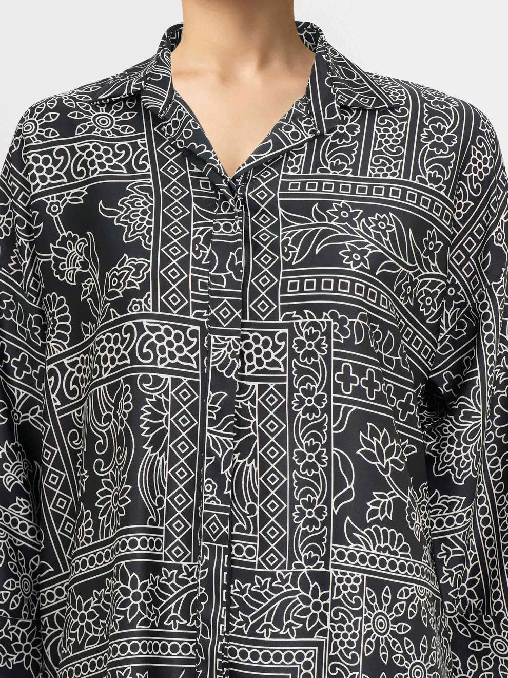 Midnight Mosaic – AFSANA 2 Piece Digital Printed Lawn Co-Ord Set