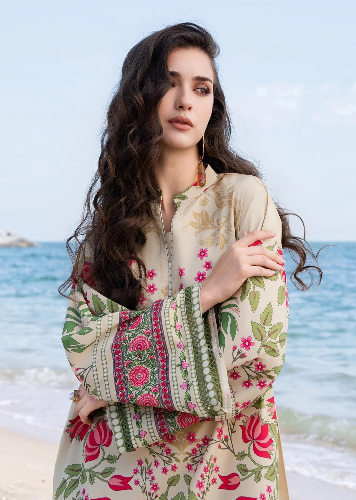 Ivory Garden – AFSANA 2 Piece Digital Printed Lawn Co-Ord Set