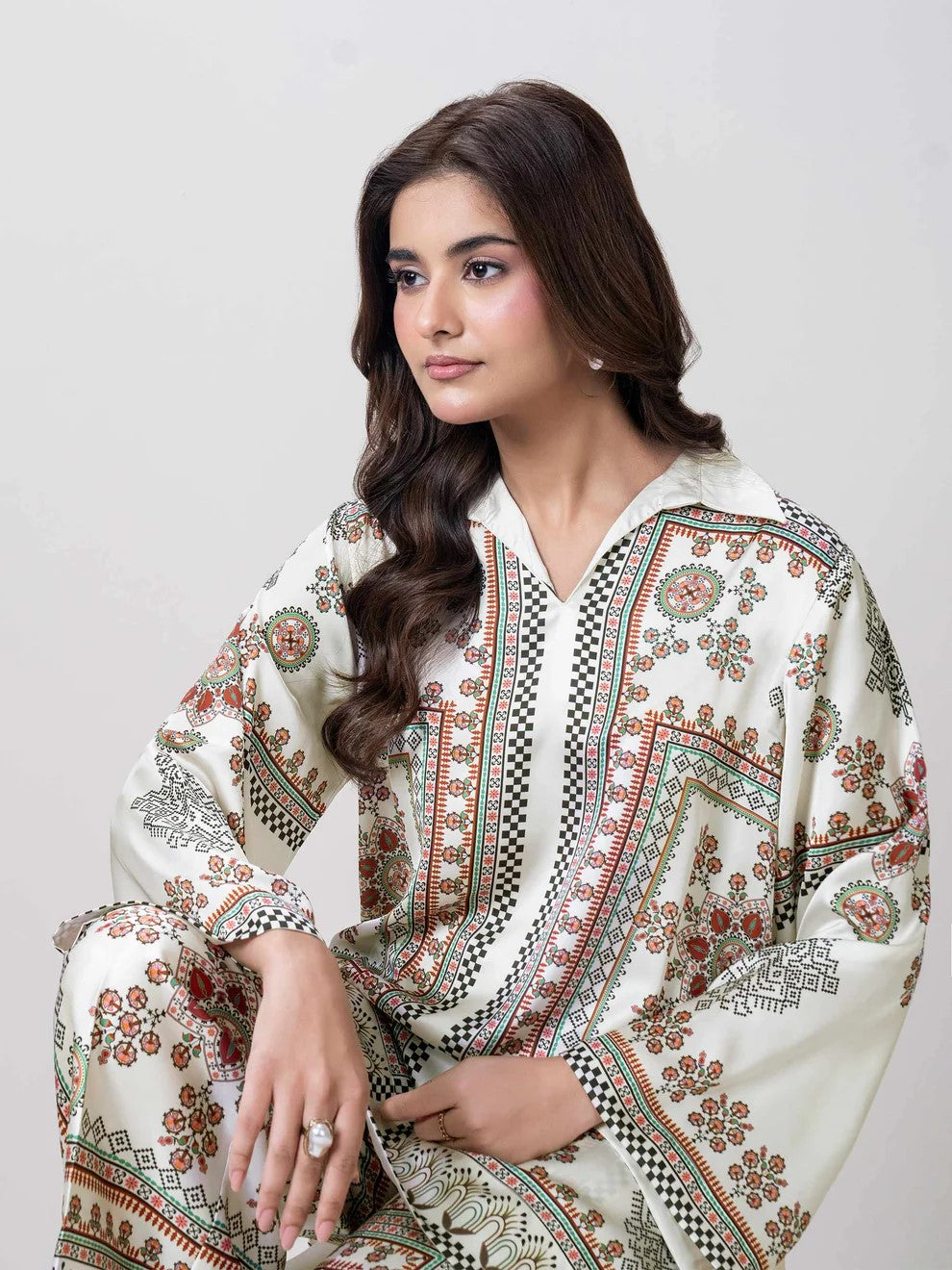 Ivory Mosaic – AFSANA 2 Piece Digital Printed Lawn Co-Ord Set